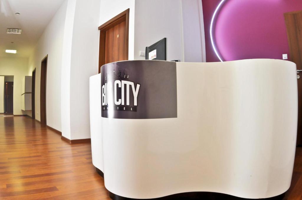 Big City Hostel Wroclaw Ngoại thất bức ảnh