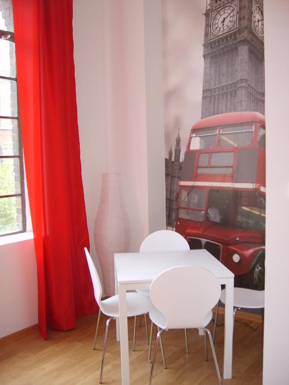 Big City Hostel Wroclaw Phòng bức ảnh
